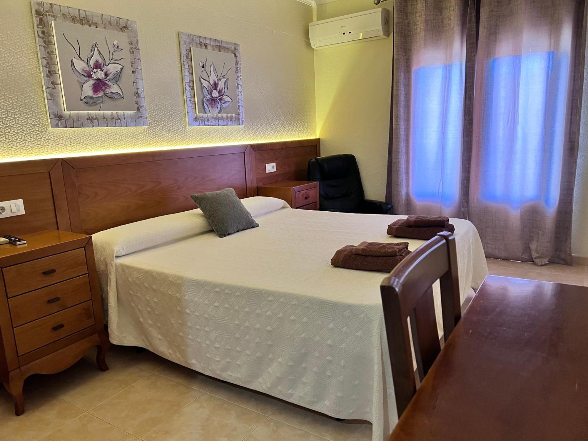 Hotel Don Juan Puente de Génave Dış mekan fotoğraf