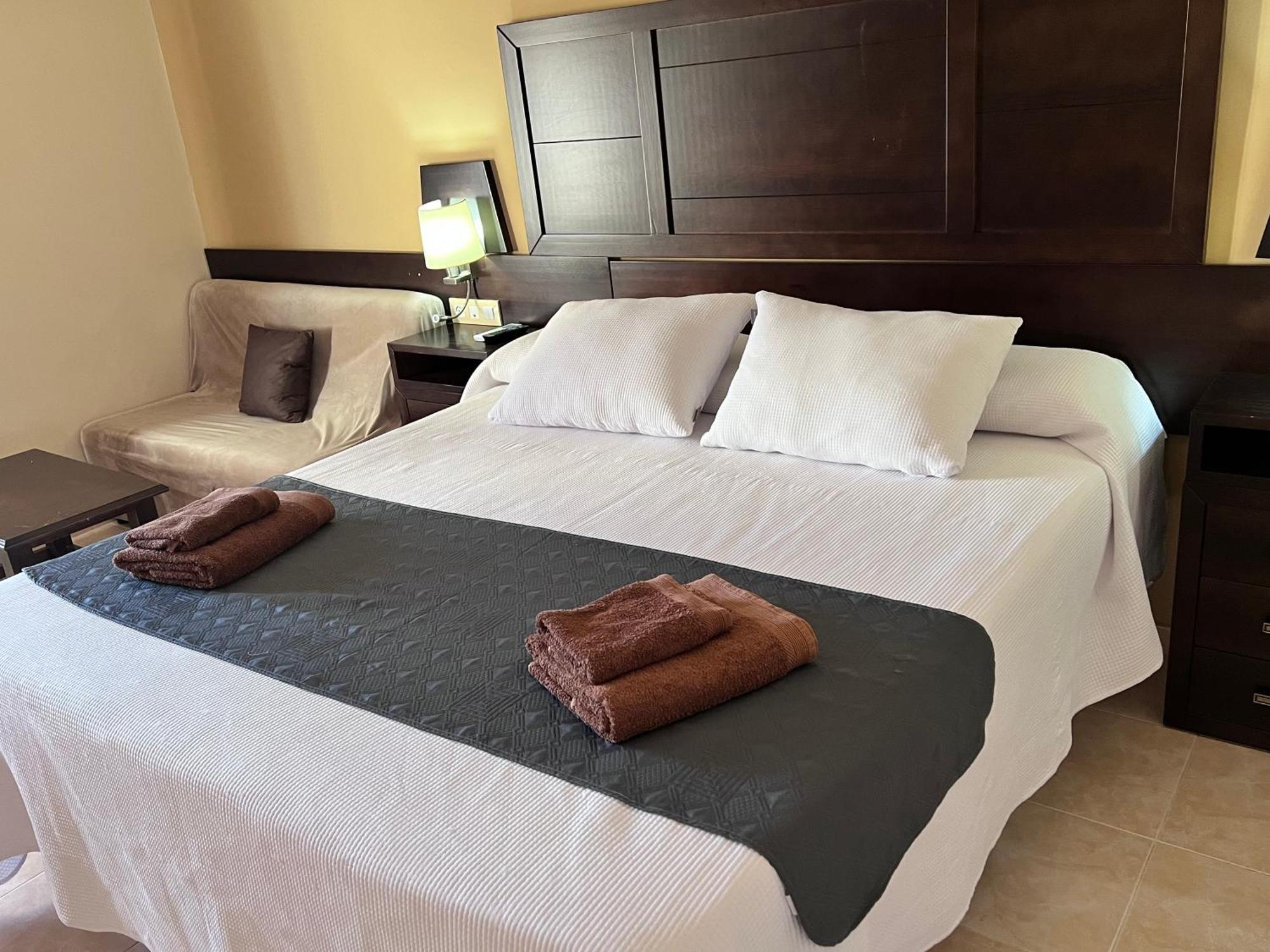 Hotel Don Juan Puente de Génave Dış mekan fotoğraf