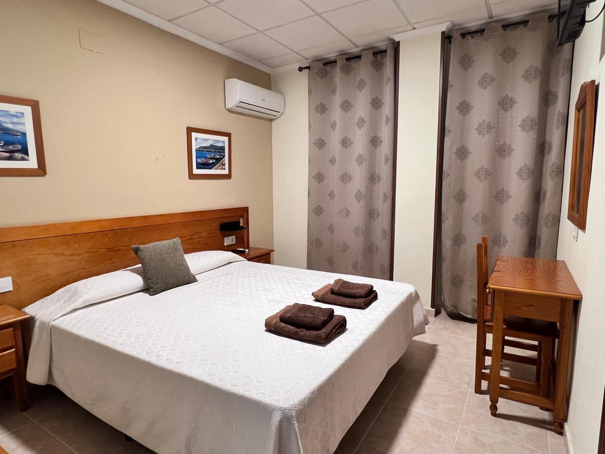 Hotel Don Juan Puente de Génave Dış mekan fotoğraf