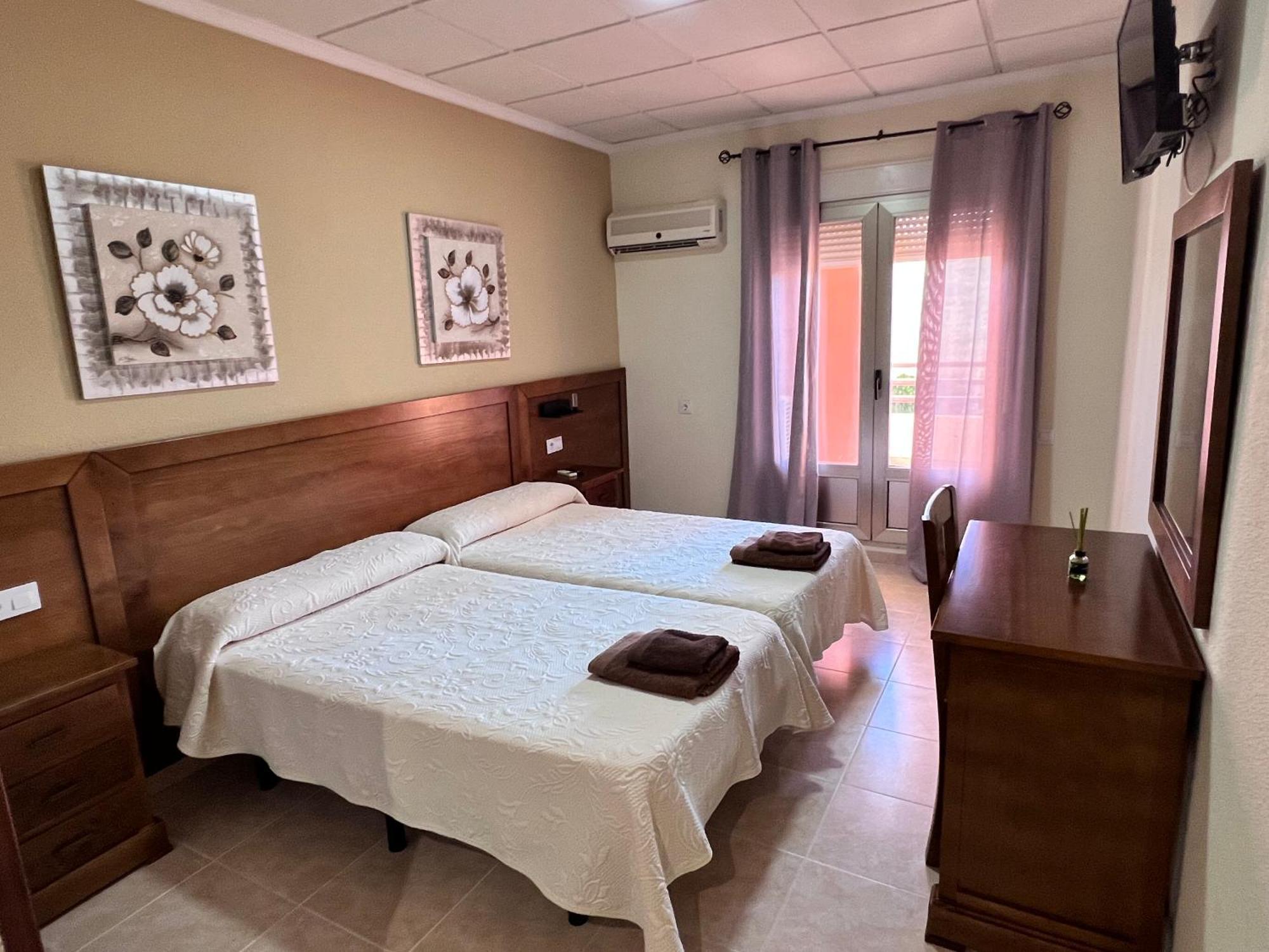 Hotel Don Juan Puente de Génave Dış mekan fotoğraf