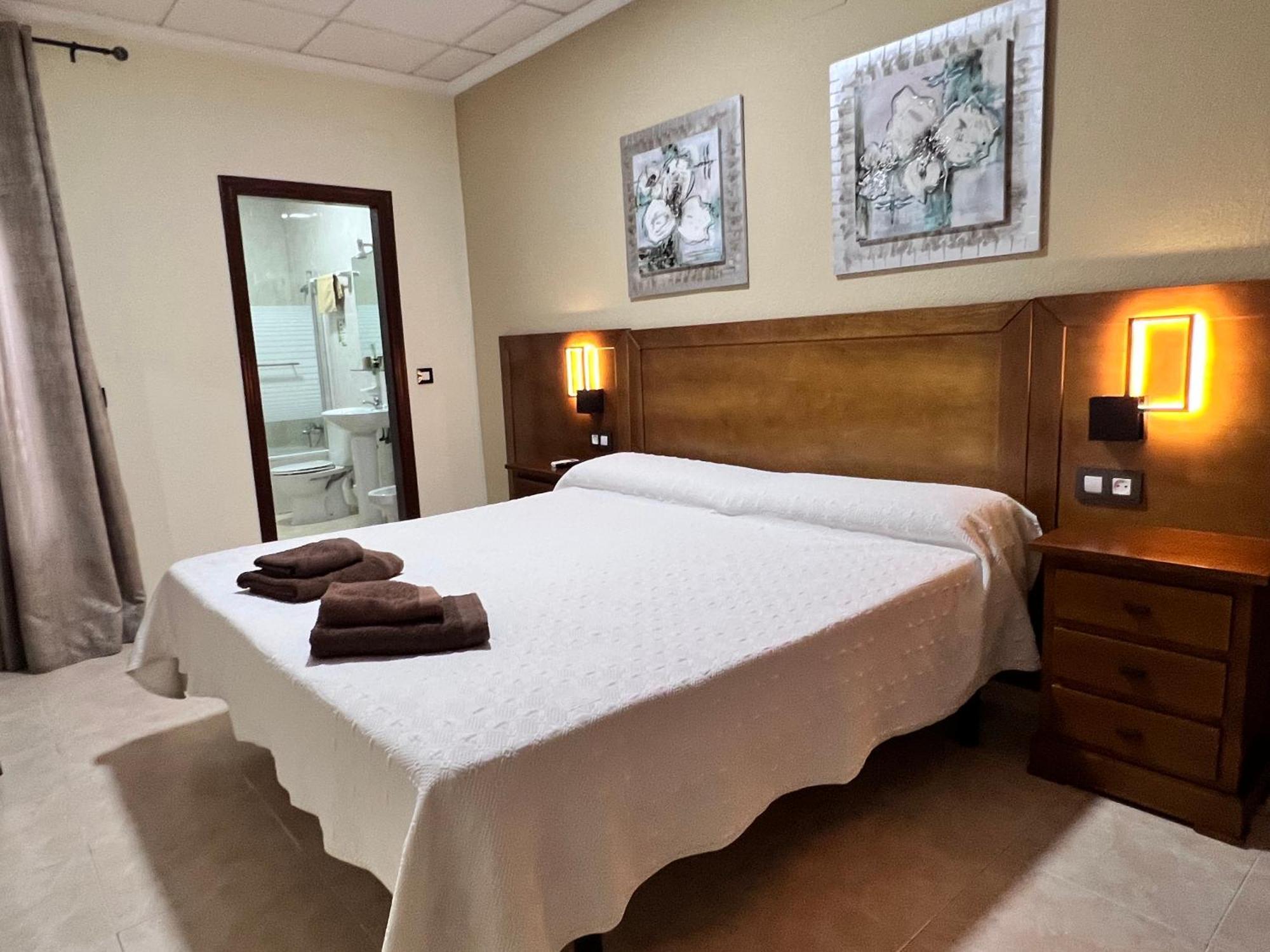 Hotel Don Juan Puente de Génave Dış mekan fotoğraf