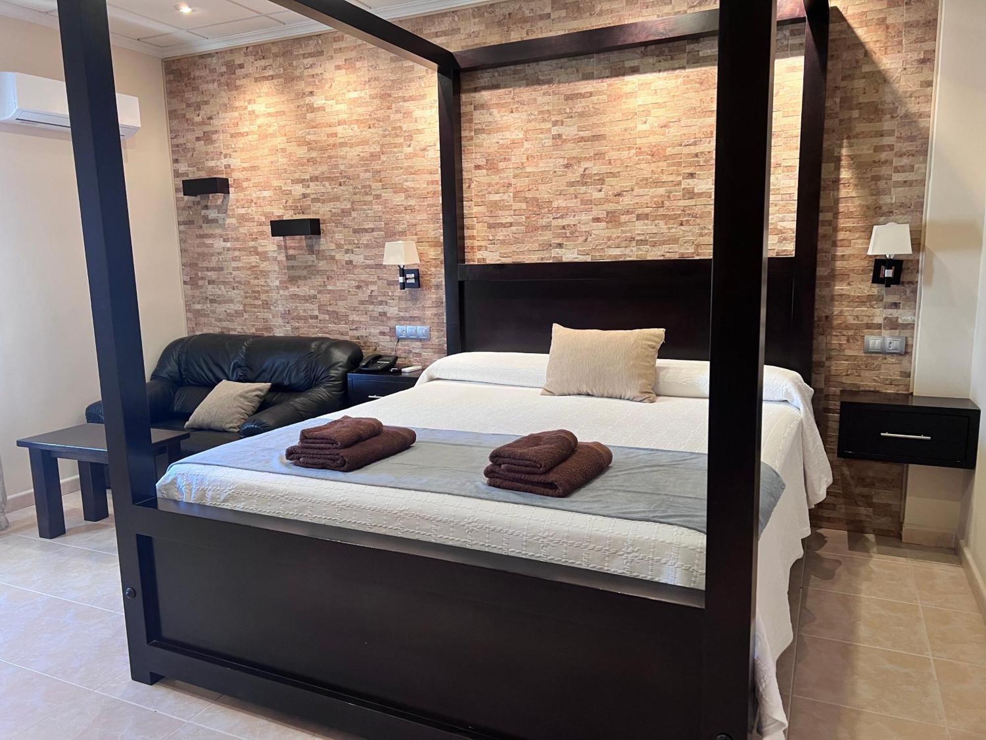 Hotel Don Juan Puente de Génave Dış mekan fotoğraf